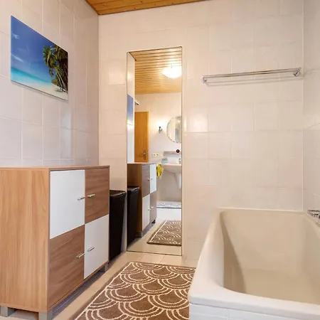 Morent Lägenhet Achberg