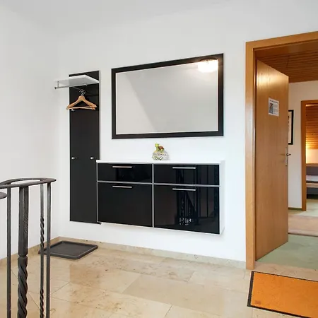 Lägenhet Morent Achberg